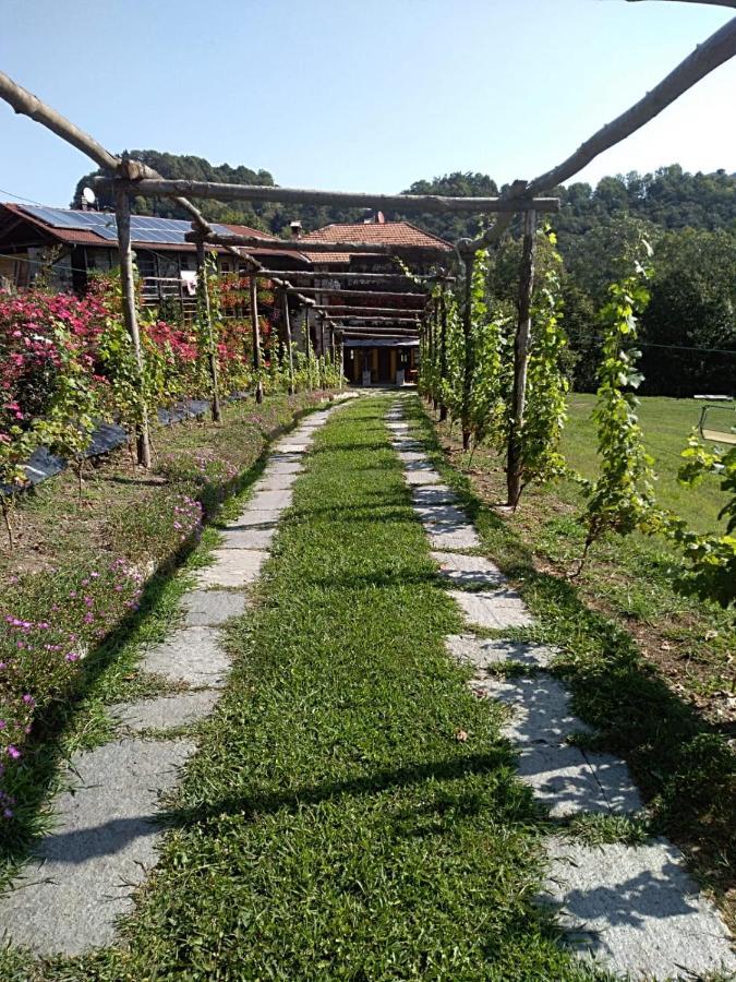 B&B "La Baita Delle Coccinelle" Варалло Экстерьер фото